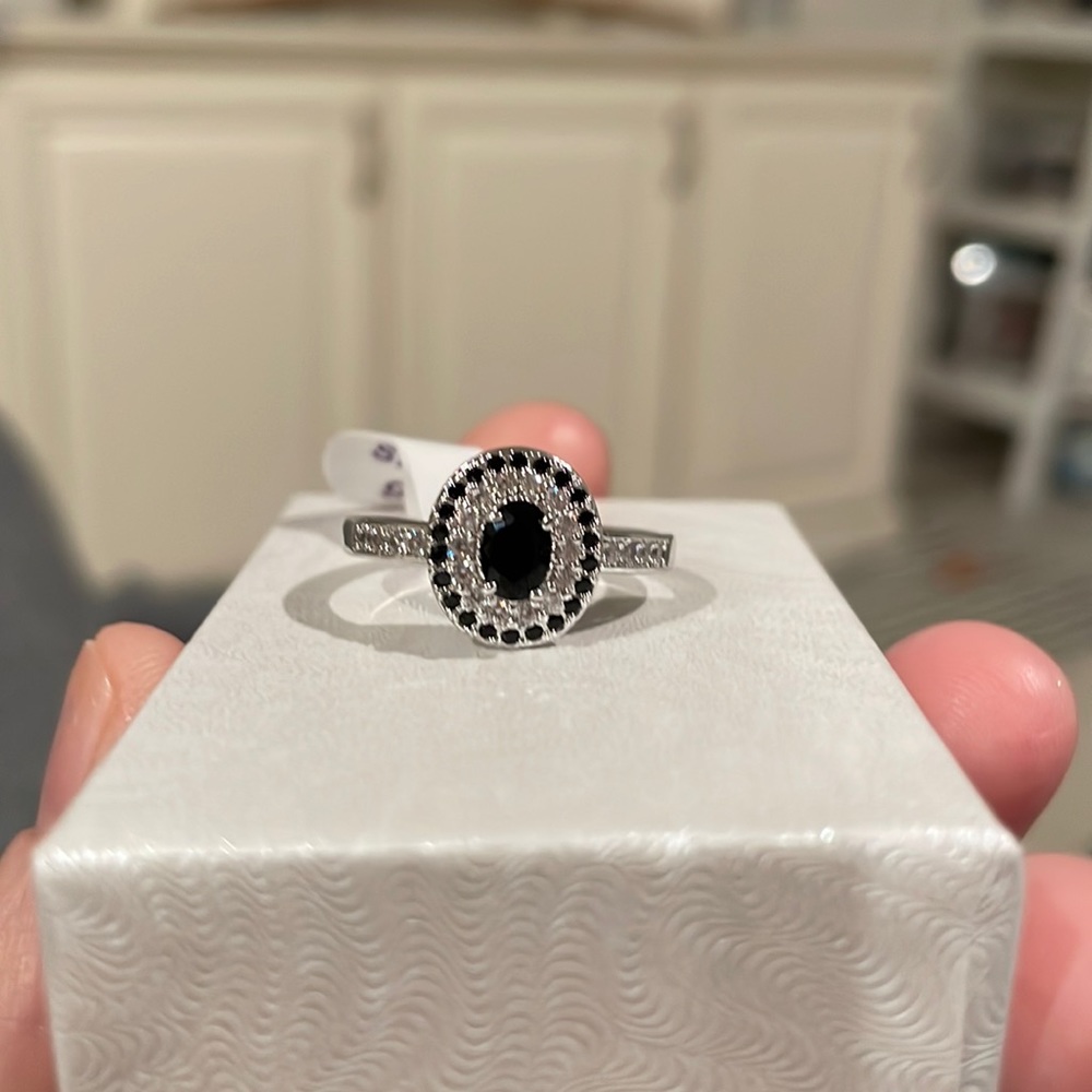 Bomb Party size 9 ring